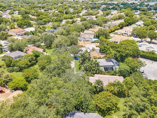 15045 SW 138th Pl, Miami, FL 33186