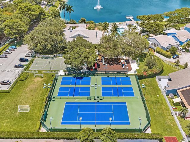 15045 SW 138th Pl, Miami, FL 33186