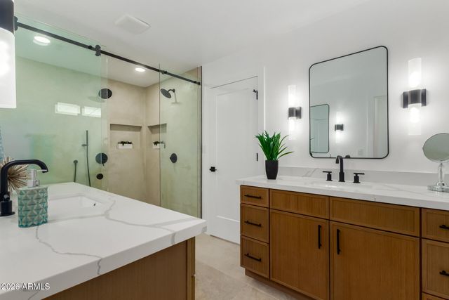 8401 E SAN MIGUEL Avenue, Scottsdale, AZ 85250
