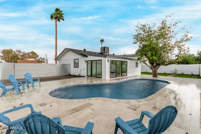 8401 E SAN MIGUEL Avenue, Scottsdale, AZ 85250