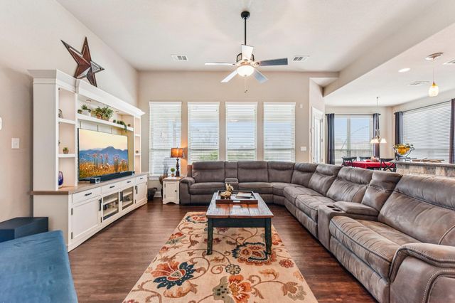 2516 Windy Vane DR, Pflugerville, TX 78660