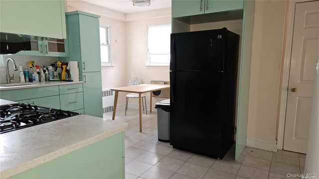 73-64 196th Street, Fresh Meadows, NY 11366