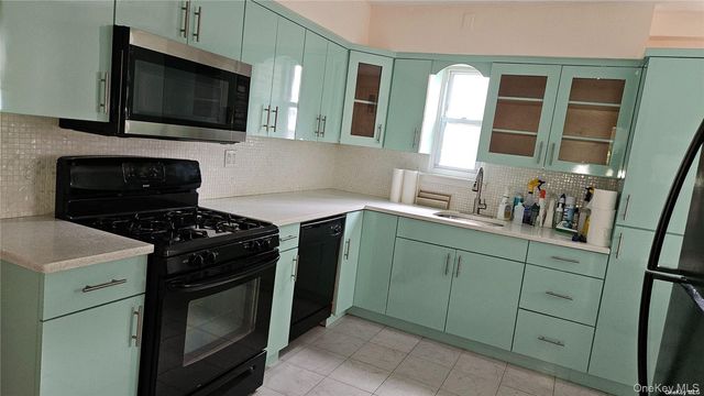 73-64 196th Street, Fresh Meadows, NY 11366