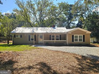 895 Lynn Avenue, Jefferson, GA 30549