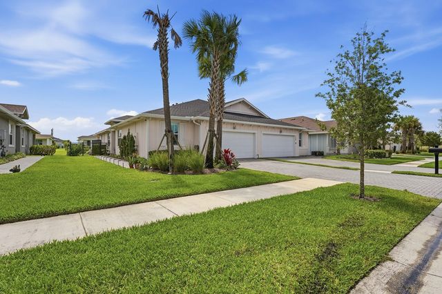1372 Haywagon Trail, Loxahatchee, FL 33470