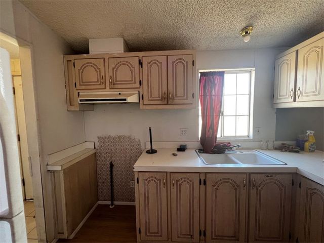 3868 W W Abrigo DR Drive, Golden Valley, AZ 86413