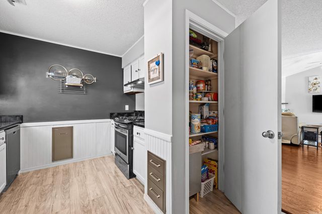 6 Cheyenne Cove, Little Rock, AR 72211