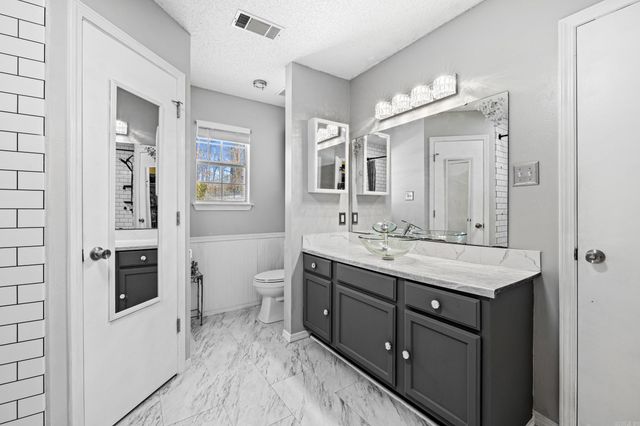 6 Cheyenne Cove, Little Rock, AR 72211