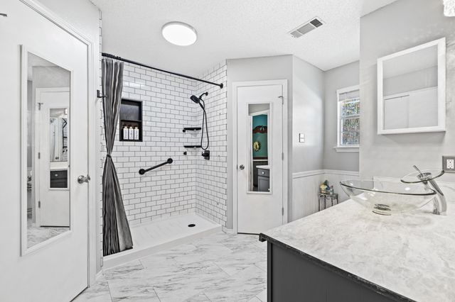 6 Cheyenne Cove, Little Rock, AR 72211