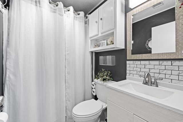 6 Cheyenne Cove, Little Rock, AR 72211