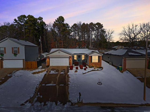 6 Cheyenne Cove, Little Rock, AR 72211