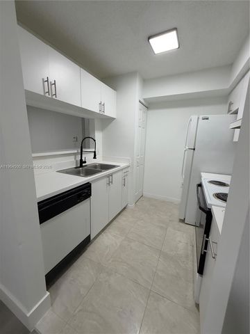 12172 Saint Andrews Pl 209, Miramar, FL 33025