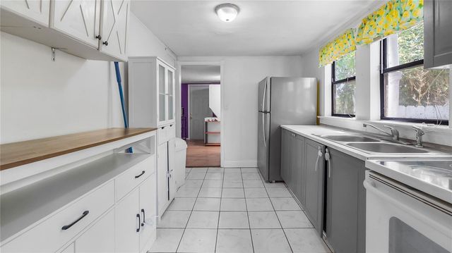 2201 DOLARWAY STREET, Sanford, FL 32771