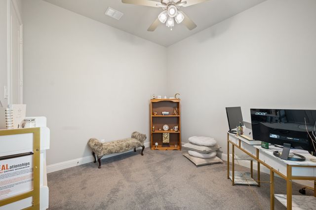 583 Crystal Lake Lane, Red Oak, TX 75154