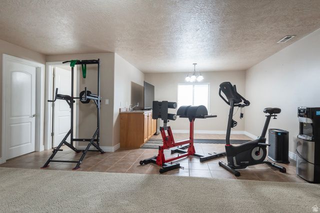 1114 W SHIELDS LN, South Jordan, UT 84095