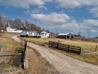 1602 Pickshein Road, Owingsville, KY 40360
