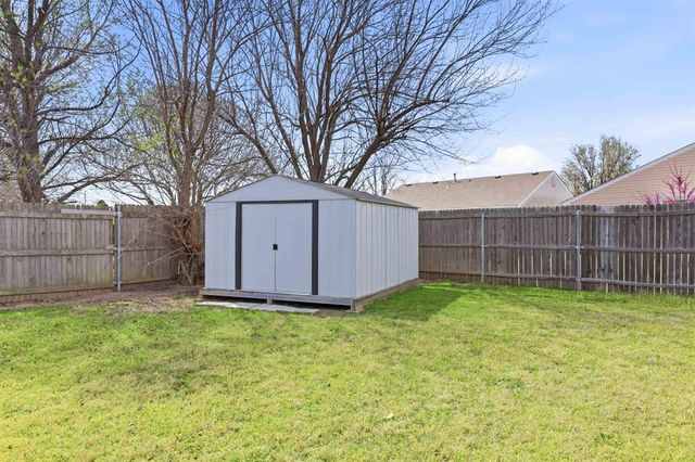 15501 Lilly Garden Lane, Oklahoma City, OK 73170