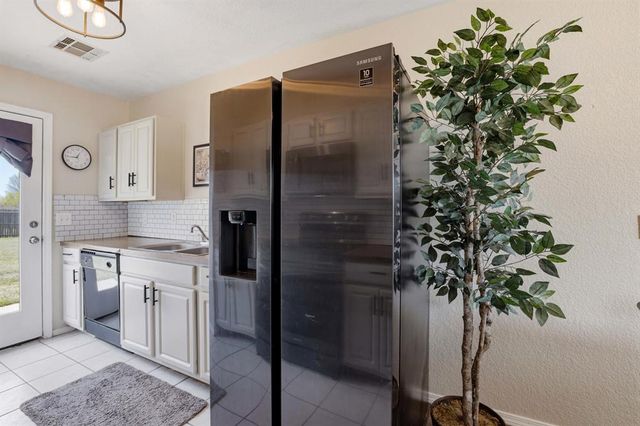 15501 Lilly Garden Lane, Oklahoma City, OK 73170