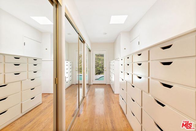 8900 Alto Cedro Drive, Beverly Hills, CA 90210