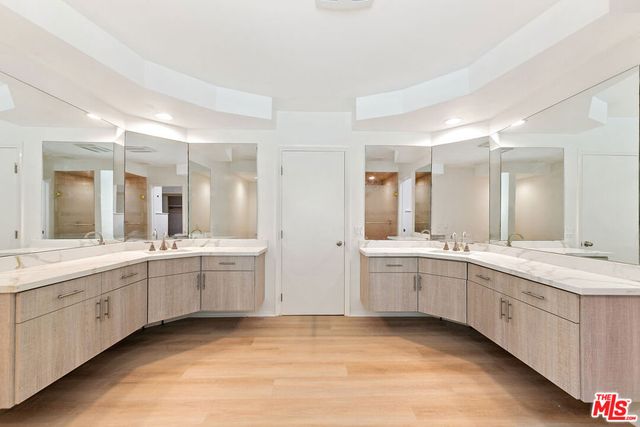 8900 Alto Cedro Drive, Beverly Hills, CA 90210