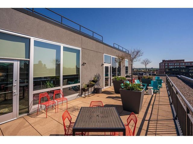 730 4th Street N 507, Minneapolis, MN 55401