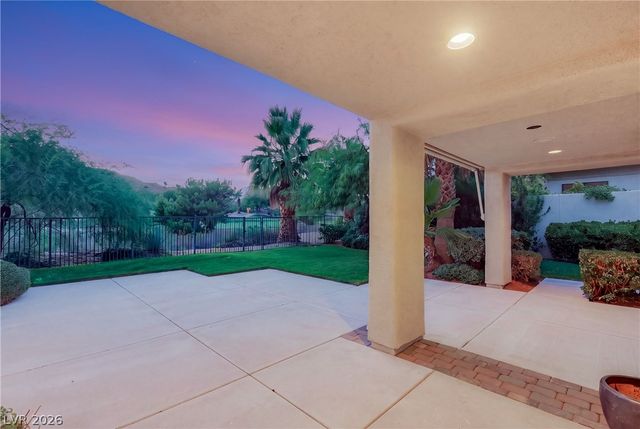 2575 Turtle Head Peak Drive, Las Vegas, NV 89135