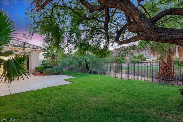 2575 Turtle Head Peak Drive, Las Vegas, NV 89135