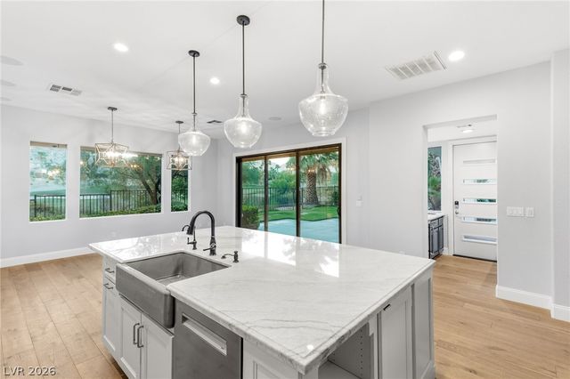 2575 Turtle Head Peak Drive, Las Vegas, NV 89135