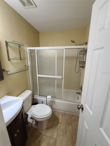 13701 LAZY OAK DRIVE, Tampa, FL 33613