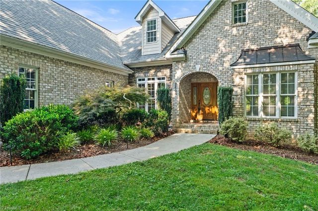 2624 Maxine Drive, High Point, NC 27265