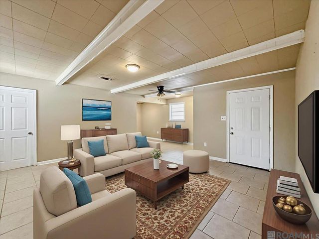 1634 Windsor Dr, Baton Rouge, LA 70815