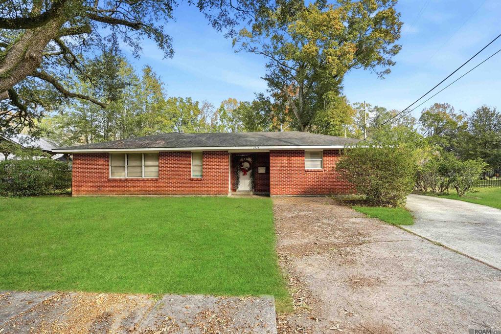 1634 Windsor Dr, Baton Rouge, LA 70815