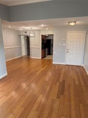 18800 Egret Bay Blvd 214, Webster, TX 77058
