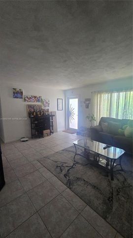 8291 NW 17th Ct, Pembroke Pines, FL 33024