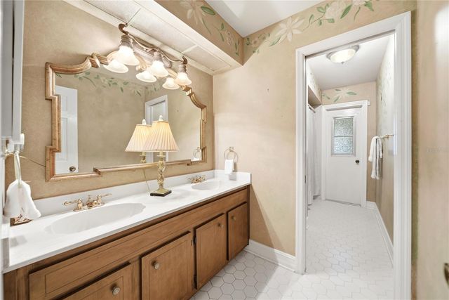 930 ARABIAN AVENUE, Winter Springs, FL 32708