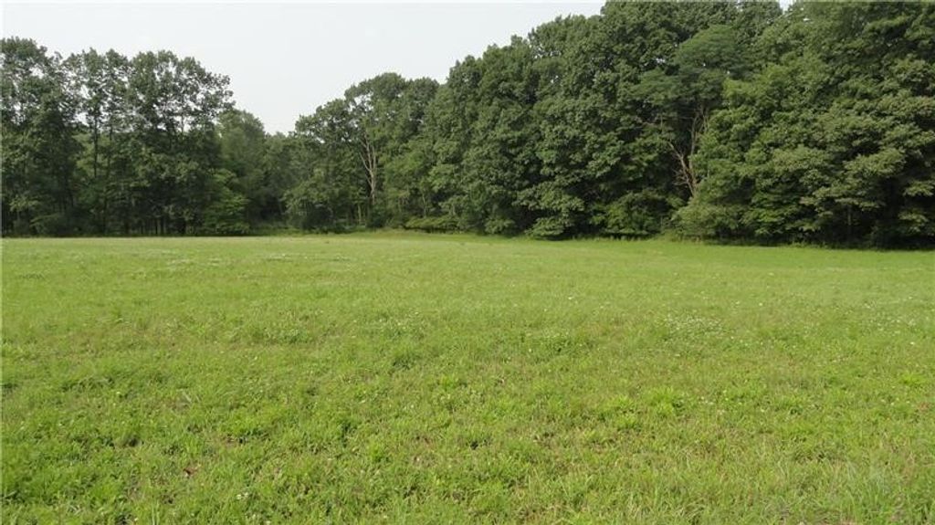 --- Pink Rd, Slippery Rock Twp, PA 16057