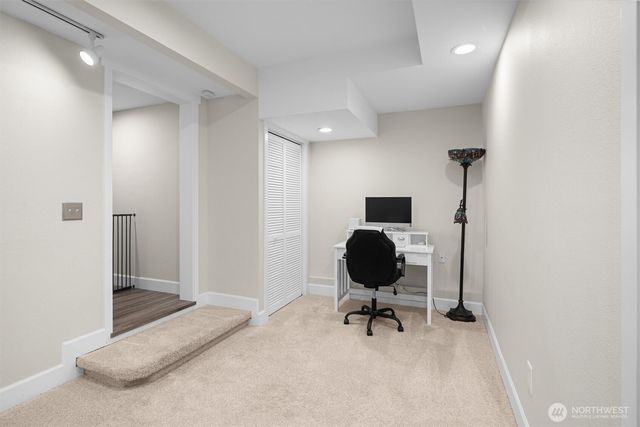 6808 183rd Ave Avenue E, Bonney Lake, WA 98391