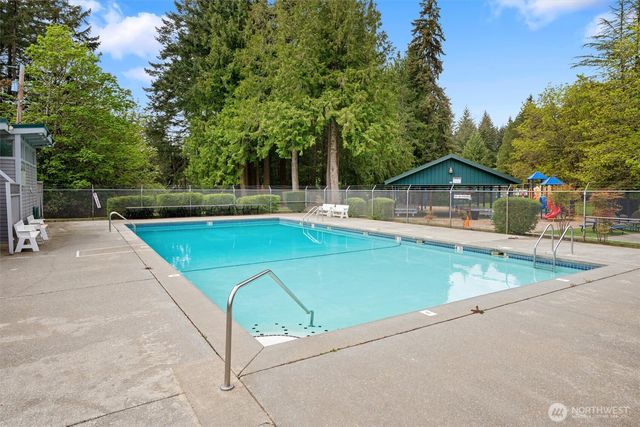 6808 183rd Ave Avenue E, Bonney Lake, WA 98391