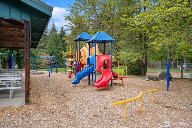 6808 183rd Ave Avenue E, Bonney Lake, WA 98391