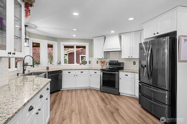 6808 183rd Ave Avenue E, Bonney Lake, WA 98391