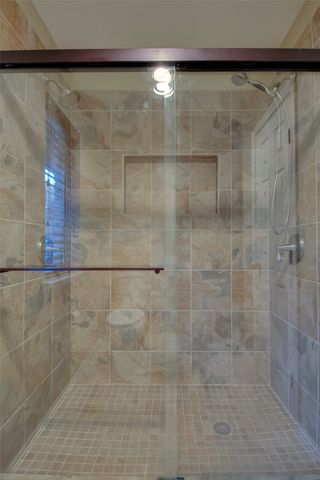 5605 Trails Edge Drive, Arlington, TX 76017