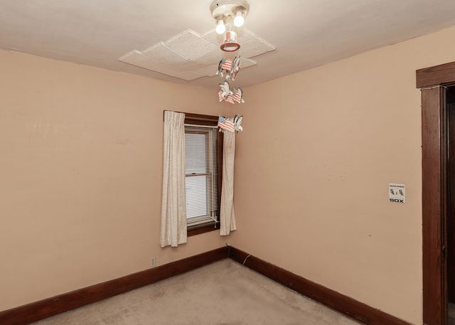 1612 35th Street, Rock Island, IL 61201