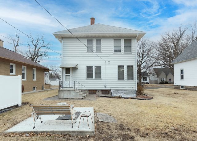 1612 35th Street, Rock Island, IL 61201