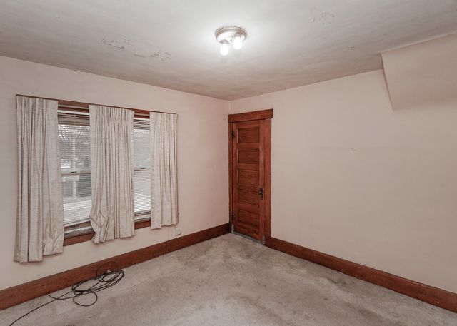 1612 35th Street, Rock Island, IL 61201