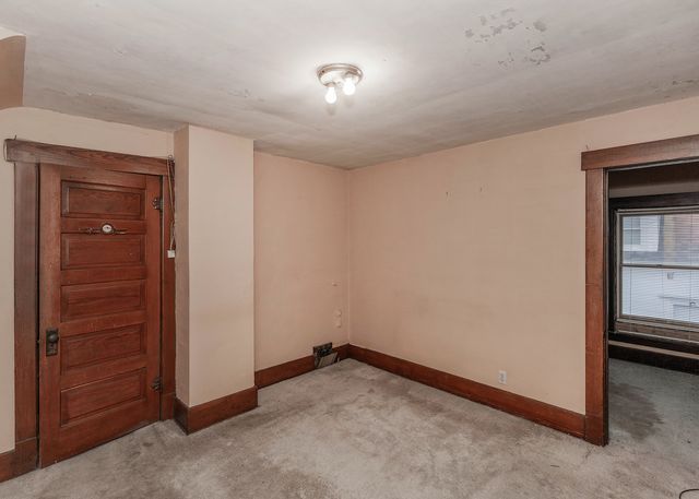 1612 35th Street, Rock Island, IL 61201