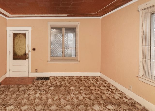 1612 35th Street, Rock Island, IL 61201