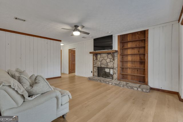 100 Tuliptree Terrace, Peachtree City, GA 30269
