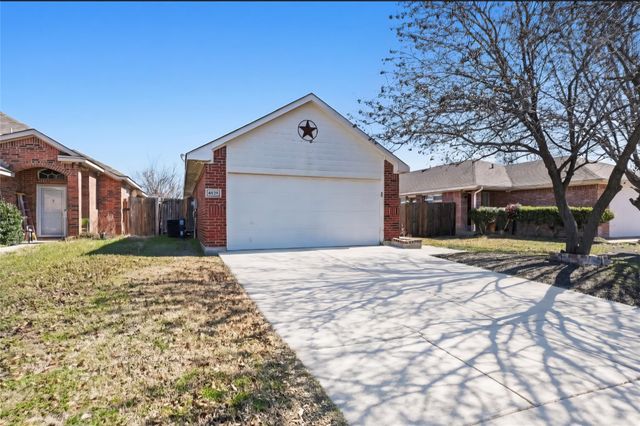 3122 Timber Creek Drive, Grand Prairie, TX 75052