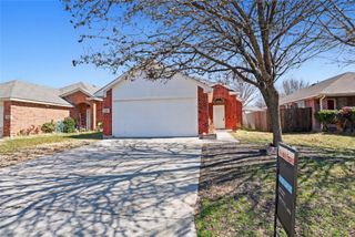 3122 Timber Creek Drive, Grand Prairie, TX 75052
