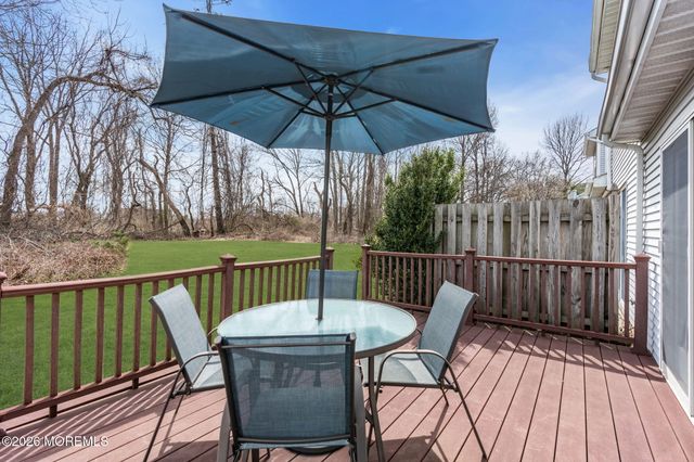 44 Malibu Drive, Eatontown, NJ 07724